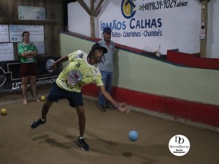 
<a style='margin-left: 5px;' class='btn btn-xs btn-social btn-facebook' href='https://www.facebook.com/sharer/sharer.php?u=https://ko-boladovale.web.getmuller.com.br/imgs/800-800-90/conteudo/fotos/1793/img3829.jpg' rel='popup' data-width='500' data-height='400'><i class='fa fa-facebook'></i>Compartilhar <span class='hidden-xs'>no Facebook</span>
</a> 
<a class='btn btn-default btn-xs' target='_blank' href='imgs/800-800-90/conteudo/fotos/1793/img3829.jpg'>
<span class='glyphicon glyphicon-cloud-download'></span> Salvar
</a> 
<span></span>