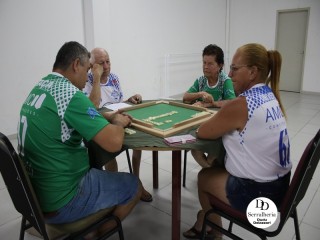 
<a style='margin-left: 5px;' class='btn btn-xs btn-social btn-facebook' href='https://www.facebook.com/sharer/sharer.php?u=https://ko-boladovale.web.getmuller.com.br/imgs/800-800-90/conteudo/fotos/1794/img3711.jpg' rel='popup' data-width='500' data-height='400'><i class='fa fa-facebook'></i>Compartilhar <span class='hidden-xs'>no Facebook</span>
</a> 
<a class='btn btn-default btn-xs' target='_blank' href='imgs/800-800-90/conteudo/fotos/1794/img3711.jpg'>
<span class='glyphicon glyphicon-cloud-download'></span> Salvar
</a> 
<span></span>