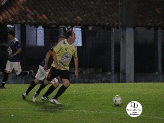 
<a style='margin-left: 5px;' class='btn btn-xs btn-social btn-facebook' href='https://www.facebook.com/sharer/sharer.php?u=https://ko-boladovale.web.getmuller.com.br/imgs/800-800-90/conteudo/fotos/1797/img3941.jpg' rel='popup' data-width='500' data-height='400'><i class='fa fa-facebook'></i>Compartilhar <span class='hidden-xs'>no Facebook</span>
</a> 
<a class='btn btn-default btn-xs' target='_blank' href='imgs/800-800-90/conteudo/fotos/1797/img3941.jpg'>
<span class='glyphicon glyphicon-cloud-download'></span> Salvar
</a> 
<span></span>