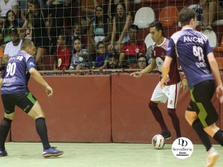 
<a style='margin-left: 5px;' class='btn btn-xs btn-social btn-facebook' href='https://www.facebook.com/sharer/sharer.php?u=https://ko-boladovale.web.getmuller.com.br/imgs/800-800-90/conteudo/fotos/1801/img4515.jpg' rel='popup' data-width='500' data-height='400'><i class='fa fa-facebook'></i>Compartilhar <span class='hidden-xs'>no Facebook</span>
</a> 
<a class='btn btn-default btn-xs' target='_blank' href='imgs/800-800-90/conteudo/fotos/1801/img4515.jpg'>
<span class='glyphicon glyphicon-cloud-download'></span> Salvar
</a> 
<span></span>