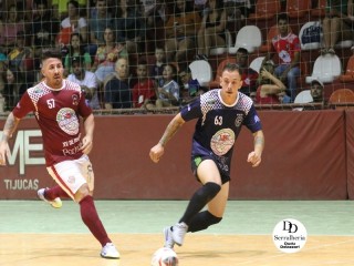 
<a style='margin-left: 5px;' class='btn btn-xs btn-social btn-facebook' href='https://www.facebook.com/sharer/sharer.php?u=https://ko-boladovale.web.getmuller.com.br/imgs/800-800-90/conteudo/fotos/1801/img4523.jpg' rel='popup' data-width='500' data-height='400'><i class='fa fa-facebook'></i>Compartilhar <span class='hidden-xs'>no Facebook</span>
</a> 
<a class='btn btn-default btn-xs' target='_blank' href='imgs/800-800-90/conteudo/fotos/1801/img4523.jpg'>
<span class='glyphicon glyphicon-cloud-download'></span> Salvar
</a> 
<span></span>