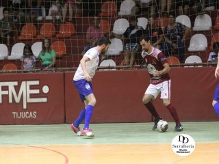 
<a style='margin-left: 5px;' class='btn btn-xs btn-social btn-facebook' href='https://www.facebook.com/sharer/sharer.php?u=https://ko-boladovale.web.getmuller.com.br/imgs/800-800-90/conteudo/fotos/1810/img5500.jpg' rel='popup' data-width='500' data-height='400'><i class='fa fa-facebook'></i>Compartilhar <span class='hidden-xs'>no Facebook</span>
</a> 
<a class='btn btn-default btn-xs' target='_blank' href='imgs/800-800-90/conteudo/fotos/1810/img5500.jpg'>
<span class='glyphicon glyphicon-cloud-download'></span> Salvar
</a> 
<span></span>