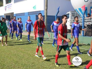 
<a style='margin-left: 5px;' class='btn btn-xs btn-social btn-facebook' href='https://www.facebook.com/sharer/sharer.php?u=https://ko-boladovale.web.getmuller.com.br/imgs/800-800-90/conteudo/fotos/1816/img4837.jpg' rel='popup' data-width='500' data-height='400'><i class='fa fa-facebook'></i>Compartilhar <span class='hidden-xs'>no Facebook</span>
</a> 
<a class='btn btn-default btn-xs' target='_blank' href='imgs/800-800-90/conteudo/fotos/1816/img4837.jpg'>
<span class='glyphicon glyphicon-cloud-download'></span> Salvar
</a> 
<span></span>