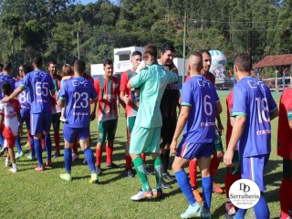 
<a style='margin-left: 5px;' class='btn btn-xs btn-social btn-facebook' href='https://www.facebook.com/sharer/sharer.php?u=https://ko-boladovale.web.getmuller.com.br/imgs/800-800-90/conteudo/fotos/1816/img4856.jpg' rel='popup' data-width='500' data-height='400'><i class='fa fa-facebook'></i>Compartilhar <span class='hidden-xs'>no Facebook</span>
</a> 
<a class='btn btn-default btn-xs' target='_blank' href='imgs/800-800-90/conteudo/fotos/1816/img4856.jpg'>
<span class='glyphicon glyphicon-cloud-download'></span> Salvar
</a> 
<span></span>