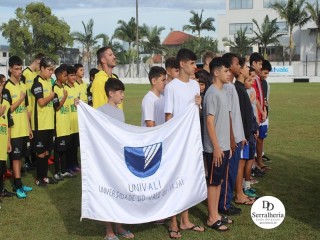 
<a style='margin-left: 5px;' class='btn btn-xs btn-social btn-facebook' href='https://www.facebook.com/sharer/sharer.php?u=https://ko-boladovale.web.getmuller.com.br/imgs/800-800-90/conteudo/fotos/1829/img8377.jpg' rel='popup' data-width='500' data-height='400'><i class='fa fa-facebook'></i>Compartilhar <span class='hidden-xs'>no Facebook</span>
</a> 
<a class='btn btn-default btn-xs' target='_blank' href='imgs/800-800-90/conteudo/fotos/1829/img8377.jpg'>
<span class='glyphicon glyphicon-cloud-download'></span> Salvar
</a> 
<span></span>