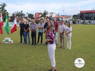 
<a style='margin-left: 5px;' class='btn btn-xs btn-social btn-facebook' href='https://www.facebook.com/sharer/sharer.php?u=https://ko-boladovale.web.getmuller.com.br/imgs/800-800-90/conteudo/fotos/1829/img8390.jpg' rel='popup' data-width='500' data-height='400'><i class='fa fa-facebook'></i>Compartilhar <span class='hidden-xs'>no Facebook</span>
</a> 
<a class='btn btn-default btn-xs' target='_blank' href='imgs/800-800-90/conteudo/fotos/1829/img8390.jpg'>
<span class='glyphicon glyphicon-cloud-download'></span> Salvar
</a> 
<span></span>