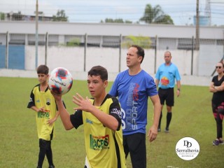 
<a style='margin-left: 5px;' class='btn btn-xs btn-social btn-facebook' href='https://www.facebook.com/sharer/sharer.php?u=https://ko-boladovale.web.getmuller.com.br/imgs/800-800-90/conteudo/fotos/1835/img8938.jpg' rel='popup' data-width='500' data-height='400'><i class='fa fa-facebook'></i>Compartilhar <span class='hidden-xs'>no Facebook</span>
</a> 
<a class='btn btn-default btn-xs' target='_blank' href='imgs/800-800-90/conteudo/fotos/1835/img8938.jpg'>
<span class='glyphicon glyphicon-cloud-download'></span> Salvar
</a> 
<span></span>