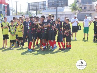 
<a style='margin-left: 5px;' class='btn btn-xs btn-social btn-facebook' href='https://www.facebook.com/sharer/sharer.php?u=https://ko-boladovale.web.getmuller.com.br/imgs/800-800-90/conteudo/fotos/1842/img0405.jpg' rel='popup' data-width='500' data-height='400'><i class='fa fa-facebook'></i>Compartilhar <span class='hidden-xs'>no Facebook</span>
</a> 
<a class='btn btn-default btn-xs' target='_blank' href='imgs/800-800-90/conteudo/fotos/1842/img0405.jpg'>
<span class='glyphicon glyphicon-cloud-download'></span> Salvar
</a> 
<span></span>