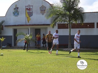 
<a style='margin-left: 5px;' class='btn btn-xs btn-social btn-facebook' href='https://www.facebook.com/sharer/sharer.php?u=https://ko-boladovale.web.getmuller.com.br/imgs/800-800-90/conteudo/fotos/1847/img1341.jpg' rel='popup' data-width='500' data-height='400'><i class='fa fa-facebook'></i>Compartilhar <span class='hidden-xs'>no Facebook</span>
</a> 
<a class='btn btn-default btn-xs' target='_blank' href='imgs/800-800-90/conteudo/fotos/1847/img1341.jpg'>
<span class='glyphicon glyphicon-cloud-download'></span> Salvar
</a> 
<span></span>