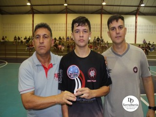 
<a style='margin-left: 5px;' class='btn btn-xs btn-social btn-facebook' href='https://www.facebook.com/sharer/sharer.php?u=https://ko-boladovale.web.getmuller.com.br/imgs/800-800-90/conteudo/fotos/1849/img1749.jpg' rel='popup' data-width='500' data-height='400'><i class='fa fa-facebook'></i>Compartilhar <span class='hidden-xs'>no Facebook</span>
</a> 
<a class='btn btn-default btn-xs' target='_blank' href='imgs/800-800-90/conteudo/fotos/1849/img1749.jpg'>
<span class='glyphicon glyphicon-cloud-download'></span> Salvar
</a> 
<span></span>