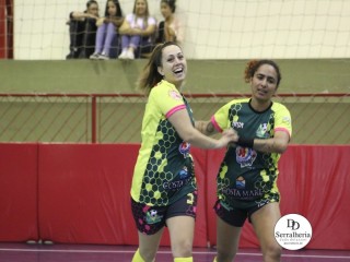 
<a style='margin-left: 5px;' class='btn btn-xs btn-social btn-facebook' href='https://www.facebook.com/sharer/sharer.php?u=https://ko-boladovale.web.getmuller.com.br/imgs/800-800-90/conteudo/fotos/1858/img3882.jpg' rel='popup' data-width='500' data-height='400'><i class='fa fa-facebook'></i>Compartilhar <span class='hidden-xs'>no Facebook</span>
</a> 
<a class='btn btn-default btn-xs' target='_blank' href='imgs/800-800-90/conteudo/fotos/1858/img3882.jpg'>
<span class='glyphicon glyphicon-cloud-download'></span> Salvar
</a> 
<span></span>