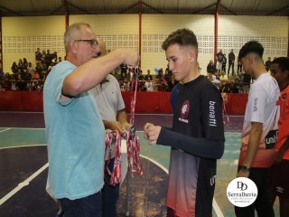 
<a style='margin-left: 5px;' class='btn btn-xs btn-social btn-facebook' href='https://www.facebook.com/sharer/sharer.php?u=https://ko-boladovale.web.getmuller.com.br/imgs/800-800-90/conteudo/fotos/1871/img6737.jpg' rel='popup' data-width='500' data-height='400'><i class='fa fa-facebook'></i>Compartilhar <span class='hidden-xs'>no Facebook</span>
</a> 
<a class='btn btn-default btn-xs' target='_blank' href='imgs/800-800-90/conteudo/fotos/1871/img6737.jpg'>
<span class='glyphicon glyphicon-cloud-download'></span> Salvar
</a> 
<span></span>