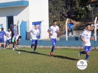 
<a style='margin-left: 5px;' class='btn btn-xs btn-social btn-facebook' href='https://www.facebook.com/sharer/sharer.php?u=https://ko-boladovale.web.getmuller.com.br/imgs/800-800-90/conteudo/fotos/1874/img7153.jpg' rel='popup' data-width='500' data-height='400'><i class='fa fa-facebook'></i>Compartilhar <span class='hidden-xs'>no Facebook</span>
</a> 
<a class='btn btn-default btn-xs' target='_blank' href='imgs/800-800-90/conteudo/fotos/1874/img7153.jpg'>
<span class='glyphicon glyphicon-cloud-download'></span> Salvar
</a> 
<span></span>