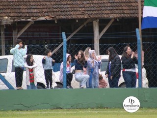 
<a style='margin-left: 5px;' class='btn btn-xs btn-social btn-facebook' href='https://www.facebook.com/sharer/sharer.php?u=https://ko-boladovale.web.getmuller.com.br/imgs/800-800-90/conteudo/fotos/1876/img7606.jpg' rel='popup' data-width='500' data-height='400'><i class='fa fa-facebook'></i>Compartilhar <span class='hidden-xs'>no Facebook</span>
</a> 
<a class='btn btn-default btn-xs' target='_blank' href='imgs/800-800-90/conteudo/fotos/1876/img7606.jpg'>
<span class='glyphicon glyphicon-cloud-download'></span> Salvar
</a> 
<span></span>