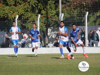 
<a style='margin-left: 5px;' class='btn btn-xs btn-social btn-facebook' href='https://www.facebook.com/sharer/sharer.php?u=https://ko-boladovale.web.getmuller.com.br/imgs/800-800-90/conteudo/fotos/1877/img8198.jpg' rel='popup' data-width='500' data-height='400'><i class='fa fa-facebook'></i>Compartilhar <span class='hidden-xs'>no Facebook</span>
</a> 
<a class='btn btn-default btn-xs' target='_blank' href='imgs/800-800-90/conteudo/fotos/1877/img8198.jpg'>
<span class='glyphicon glyphicon-cloud-download'></span> Salvar
</a> 
<span></span>