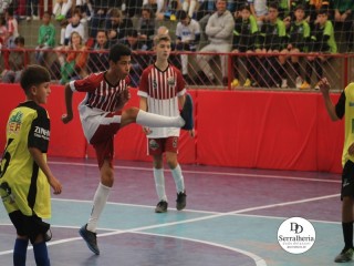 
<a style='margin-left: 5px;' class='btn btn-xs btn-social btn-facebook' href='https://www.facebook.com/sharer/sharer.php?u=https://ko-boladovale.web.getmuller.com.br/imgs/800-800-90/conteudo/fotos/1878/img8363.jpg' rel='popup' data-width='500' data-height='400'><i class='fa fa-facebook'></i>Compartilhar <span class='hidden-xs'>no Facebook</span>
</a> 
<a class='btn btn-default btn-xs' target='_blank' href='imgs/800-800-90/conteudo/fotos/1878/img8363.jpg'>
<span class='glyphicon glyphicon-cloud-download'></span> Salvar
</a> 
<span></span>