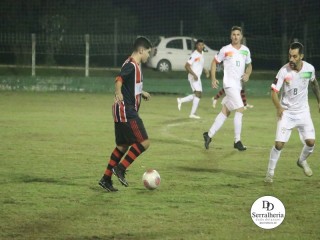 
<a style='margin-left: 5px;' class='btn btn-xs btn-social btn-facebook' href='https://www.facebook.com/sharer/sharer.php?u=https://ko-boladovale.web.getmuller.com.br/imgs/800-800-90/conteudo/fotos/1879/img8444.jpg' rel='popup' data-width='500' data-height='400'><i class='fa fa-facebook'></i>Compartilhar <span class='hidden-xs'>no Facebook</span>
</a> 
<a class='btn btn-default btn-xs' target='_blank' href='imgs/800-800-90/conteudo/fotos/1879/img8444.jpg'>
<span class='glyphicon glyphicon-cloud-download'></span> Salvar
</a> 
<span></span>