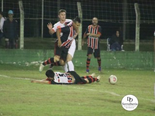 
<a style='margin-left: 5px;' class='btn btn-xs btn-social btn-facebook' href='https://www.facebook.com/sharer/sharer.php?u=https://ko-boladovale.web.getmuller.com.br/imgs/800-800-90/conteudo/fotos/1879/img8454.jpg' rel='popup' data-width='500' data-height='400'><i class='fa fa-facebook'></i>Compartilhar <span class='hidden-xs'>no Facebook</span>
</a> 
<a class='btn btn-default btn-xs' target='_blank' href='imgs/800-800-90/conteudo/fotos/1879/img8454.jpg'>
<span class='glyphicon glyphicon-cloud-download'></span> Salvar
</a> 
<span></span>