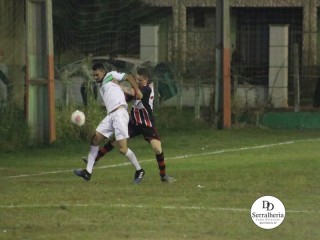 
<a style='margin-left: 5px;' class='btn btn-xs btn-social btn-facebook' href='https://www.facebook.com/sharer/sharer.php?u=https://ko-boladovale.web.getmuller.com.br/imgs/800-800-90/conteudo/fotos/1879/img8516.jpg' rel='popup' data-width='500' data-height='400'><i class='fa fa-facebook'></i>Compartilhar <span class='hidden-xs'>no Facebook</span>
</a> 
<a class='btn btn-default btn-xs' target='_blank' href='imgs/800-800-90/conteudo/fotos/1879/img8516.jpg'>
<span class='glyphicon glyphicon-cloud-download'></span> Salvar
</a> 
<span></span>