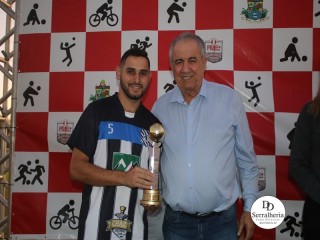 
<a style='margin-left: 5px;' class='btn btn-xs btn-social btn-facebook' href='https://www.facebook.com/sharer/sharer.php?u=https://ko-boladovale.web.getmuller.com.br/imgs/800-800-90/conteudo/fotos/1881/img9127.jpg' rel='popup' data-width='500' data-height='400'><i class='fa fa-facebook'></i>Compartilhar <span class='hidden-xs'>no Facebook</span>
</a> 
<a class='btn btn-default btn-xs' target='_blank' href='imgs/800-800-90/conteudo/fotos/1881/img9127.jpg'>
<span class='glyphicon glyphicon-cloud-download'></span> Salvar
</a> 
<span></span>