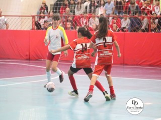 
<a style='margin-left: 5px;' class='btn btn-xs btn-social btn-facebook' href='https://www.facebook.com/sharer/sharer.php?u=https://ko-boladovale.web.getmuller.com.br/imgs/800-800-90/conteudo/fotos/1884/img9700.jpg' rel='popup' data-width='500' data-height='400'><i class='fa fa-facebook'></i>Compartilhar <span class='hidden-xs'>no Facebook</span>
</a> 
<a class='btn btn-default btn-xs' target='_blank' href='imgs/800-800-90/conteudo/fotos/1884/img9700.jpg'>
<span class='glyphicon glyphicon-cloud-download'></span> Salvar
</a> 
<span></span>