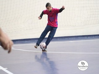 
<a style='margin-left: 5px;' class='btn btn-xs btn-social btn-facebook' href='https://www.facebook.com/sharer/sharer.php?u=https://ko-boladovale.web.getmuller.com.br/imgs/800-800-90/conteudo/fotos/1889/img9999-20.jpg' rel='popup' data-width='500' data-height='400'><i class='fa fa-facebook'></i>Compartilhar <span class='hidden-xs'>no Facebook</span>
</a> 
<a class='btn btn-default btn-xs' target='_blank' href='imgs/800-800-90/conteudo/fotos/1889/img9999-20.jpg'>
<span class='glyphicon glyphicon-cloud-download'></span> Salvar
</a> 
<span></span>