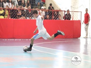 
<a style='margin-left: 5px;' class='btn btn-xs btn-social btn-facebook' href='https://www.facebook.com/sharer/sharer.php?u=https://ko-boladovale.web.getmuller.com.br/imgs/800-800-90/conteudo/fotos/1889/img9999-35.jpg' rel='popup' data-width='500' data-height='400'><i class='fa fa-facebook'></i>Compartilhar <span class='hidden-xs'>no Facebook</span>
</a> 
<a class='btn btn-default btn-xs' target='_blank' href='imgs/800-800-90/conteudo/fotos/1889/img9999-35.jpg'>
<span class='glyphicon glyphicon-cloud-download'></span> Salvar
</a> 
<span></span>