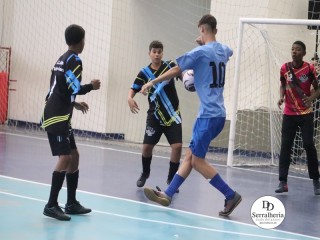 
<a style='margin-left: 5px;' class='btn btn-xs btn-social btn-facebook' href='https://www.facebook.com/sharer/sharer.php?u=https://ko-boladovale.web.getmuller.com.br/imgs/800-800-90/conteudo/fotos/1890/img9999-182.jpg' rel='popup' data-width='500' data-height='400'><i class='fa fa-facebook'></i>Compartilhar <span class='hidden-xs'>no Facebook</span>
</a> 
<a class='btn btn-default btn-xs' target='_blank' href='imgs/800-800-90/conteudo/fotos/1890/img9999-182.jpg'>
<span class='glyphicon glyphicon-cloud-download'></span> Salvar
</a> 
<span></span>