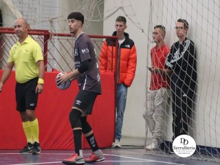 
<a style='margin-left: 5px;' class='btn btn-xs btn-social btn-facebook' href='https://www.facebook.com/sharer/sharer.php?u=https://ko-boladovale.web.getmuller.com.br/imgs/800-800-90/conteudo/fotos/1891/img9999-368.jpg' rel='popup' data-width='500' data-height='400'><i class='fa fa-facebook'></i>Compartilhar <span class='hidden-xs'>no Facebook</span>
</a> 
<a class='btn btn-default btn-xs' target='_blank' href='imgs/800-800-90/conteudo/fotos/1891/img9999-368.jpg'>
<span class='glyphicon glyphicon-cloud-download'></span> Salvar
</a> 
<span></span>