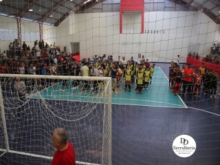 
<a style='margin-left: 5px;' class='btn btn-xs btn-social btn-facebook' href='https://www.facebook.com/sharer/sharer.php?u=https://ko-boladovale.web.getmuller.com.br/imgs/800-800-90/conteudo/fotos/1892/img9999-445.jpg' rel='popup' data-width='500' data-height='400'><i class='fa fa-facebook'></i>Compartilhar <span class='hidden-xs'>no Facebook</span>
</a> 
<a class='btn btn-default btn-xs' target='_blank' href='imgs/800-800-90/conteudo/fotos/1892/img9999-445.jpg'>
<span class='glyphicon glyphicon-cloud-download'></span> Salvar
</a> 
<span></span>