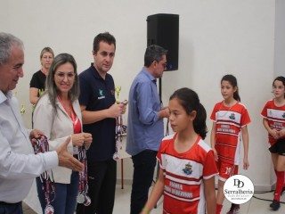 
<a style='margin-left: 5px;' class='btn btn-xs btn-social btn-facebook' href='https://www.facebook.com/sharer/sharer.php?u=https://ko-boladovale.web.getmuller.com.br/imgs/800-800-90/conteudo/fotos/1892/img9999-446.jpg' rel='popup' data-width='500' data-height='400'><i class='fa fa-facebook'></i>Compartilhar <span class='hidden-xs'>no Facebook</span>
</a> 
<a class='btn btn-default btn-xs' target='_blank' href='imgs/800-800-90/conteudo/fotos/1892/img9999-446.jpg'>
<span class='glyphicon glyphicon-cloud-download'></span> Salvar
</a> 
<span></span>