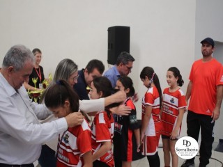 
<a style='margin-left: 5px;' class='btn btn-xs btn-social btn-facebook' href='https://www.facebook.com/sharer/sharer.php?u=https://ko-boladovale.web.getmuller.com.br/imgs/800-800-90/conteudo/fotos/1892/img9999-448.jpg' rel='popup' data-width='500' data-height='400'><i class='fa fa-facebook'></i>Compartilhar <span class='hidden-xs'>no Facebook</span>
</a> 
<a class='btn btn-default btn-xs' target='_blank' href='imgs/800-800-90/conteudo/fotos/1892/img9999-448.jpg'>
<span class='glyphicon glyphicon-cloud-download'></span> Salvar
</a> 
<span></span>