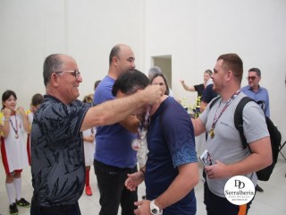 
<a style='margin-left: 5px;' class='btn btn-xs btn-social btn-facebook' href='https://www.facebook.com/sharer/sharer.php?u=https://ko-boladovale.web.getmuller.com.br/imgs/800-800-90/conteudo/fotos/1892/img9999-454.jpg' rel='popup' data-width='500' data-height='400'><i class='fa fa-facebook'></i>Compartilhar <span class='hidden-xs'>no Facebook</span>
</a> 
<a class='btn btn-default btn-xs' target='_blank' href='imgs/800-800-90/conteudo/fotos/1892/img9999-454.jpg'>
<span class='glyphicon glyphicon-cloud-download'></span> Salvar
</a> 
<span></span>