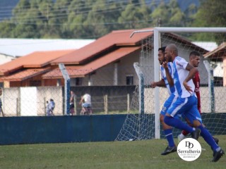 
<a style='margin-left: 5px;' class='btn btn-xs btn-social btn-facebook' href='https://www.facebook.com/sharer/sharer.php?u=https://ko-boladovale.web.getmuller.com.br/imgs/800-800-90/conteudo/fotos/1894/img1465.jpg' rel='popup' data-width='500' data-height='400'><i class='fa fa-facebook'></i>Compartilhar <span class='hidden-xs'>no Facebook</span>
</a> 
<a class='btn btn-default btn-xs' target='_blank' href='imgs/800-800-90/conteudo/fotos/1894/img1465.jpg'>
<span class='glyphicon glyphicon-cloud-download'></span> Salvar
</a> 
<span></span>