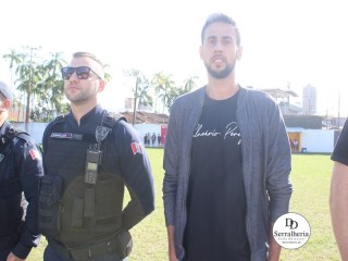 
<a style='margin-left: 5px;' class='btn btn-xs btn-social btn-facebook' href='https://www.facebook.com/sharer/sharer.php?u=https://ko-boladovale.web.getmuller.com.br/imgs/800-800-90/conteudo/fotos/1895/img1766.jpg' rel='popup' data-width='500' data-height='400'><i class='fa fa-facebook'></i>Compartilhar <span class='hidden-xs'>no Facebook</span>
</a> 
<a class='btn btn-default btn-xs' target='_blank' href='imgs/800-800-90/conteudo/fotos/1895/img1766.jpg'>
<span class='glyphicon glyphicon-cloud-download'></span> Salvar
</a> 
<span></span>