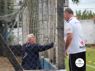 
<a style='margin-left: 5px;' class='btn btn-xs btn-social btn-facebook' href='https://www.facebook.com/sharer/sharer.php?u=https://ko-boladovale.web.getmuller.com.br/imgs/800-800-90/conteudo/fotos/1896/img2337.jpg' rel='popup' data-width='500' data-height='400'><i class='fa fa-facebook'></i>Compartilhar <span class='hidden-xs'>no Facebook</span>
</a> 
<a class='btn btn-default btn-xs' target='_blank' href='imgs/800-800-90/conteudo/fotos/1896/img2337.jpg'>
<span class='glyphicon glyphicon-cloud-download'></span> Salvar
</a> 
<span></span>