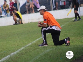 
<a style='margin-left: 5px;' class='btn btn-xs btn-social btn-facebook' href='https://www.facebook.com/sharer/sharer.php?u=https://ko-boladovale.web.getmuller.com.br/imgs/800-800-90/conteudo/fotos/1896/img2419.jpg' rel='popup' data-width='500' data-height='400'><i class='fa fa-facebook'></i>Compartilhar <span class='hidden-xs'>no Facebook</span>
</a> 
<a class='btn btn-default btn-xs' target='_blank' href='imgs/800-800-90/conteudo/fotos/1896/img2419.jpg'>
<span class='glyphicon glyphicon-cloud-download'></span> Salvar
</a> 
<span></span>