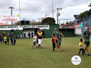 
<a style='margin-left: 5px;' class='btn btn-xs btn-social btn-facebook' href='https://www.facebook.com/sharer/sharer.php?u=https://ko-boladovale.web.getmuller.com.br/imgs/800-800-90/conteudo/fotos/1898/img2704.jpg' rel='popup' data-width='500' data-height='400'><i class='fa fa-facebook'></i>Compartilhar <span class='hidden-xs'>no Facebook</span>
</a> 
<a class='btn btn-default btn-xs' target='_blank' href='imgs/800-800-90/conteudo/fotos/1898/img2704.jpg'>
<span class='glyphicon glyphicon-cloud-download'></span> Salvar
</a> 
<span></span>