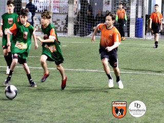 
<a style='margin-left: 5px;' class='btn btn-xs btn-social btn-facebook' href='https://www.facebook.com/sharer/sharer.php?u=https://ko-boladovale.web.getmuller.com.br/imgs/800-800-90/conteudo/fotos/1899/img3208.jpg' rel='popup' data-width='500' data-height='400'><i class='fa fa-facebook'></i>Compartilhar <span class='hidden-xs'>no Facebook</span>
</a> 
<a class='btn btn-default btn-xs' target='_blank' href='imgs/800-800-90/conteudo/fotos/1899/img3208.jpg'>
<span class='glyphicon glyphicon-cloud-download'></span> Salvar
</a> 
<span></span>