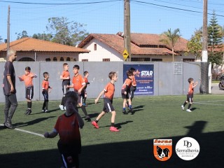 
<a style='margin-left: 5px;' class='btn btn-xs btn-social btn-facebook' href='https://www.facebook.com/sharer/sharer.php?u=https://ko-boladovale.web.getmuller.com.br/imgs/800-800-90/conteudo/fotos/1900/img3646.jpg' rel='popup' data-width='500' data-height='400'><i class='fa fa-facebook'></i>Compartilhar <span class='hidden-xs'>no Facebook</span>
</a> 
<a class='btn btn-default btn-xs' target='_blank' href='imgs/800-800-90/conteudo/fotos/1900/img3646.jpg'>
<span class='glyphicon glyphicon-cloud-download'></span> Salvar
</a> 
<span></span>