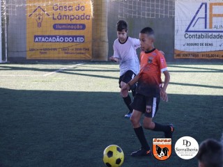 
<a style='margin-left: 5px;' class='btn btn-xs btn-social btn-facebook' href='https://www.facebook.com/sharer/sharer.php?u=https://ko-boladovale.web.getmuller.com.br/imgs/800-800-90/conteudo/fotos/1901/img3733.jpg' rel='popup' data-width='500' data-height='400'><i class='fa fa-facebook'></i>Compartilhar <span class='hidden-xs'>no Facebook</span>
</a> 
<a class='btn btn-default btn-xs' target='_blank' href='imgs/800-800-90/conteudo/fotos/1901/img3733.jpg'>
<span class='glyphicon glyphicon-cloud-download'></span> Salvar
</a> 
<span></span>