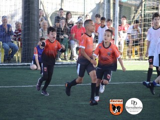 
<a style='margin-left: 5px;' class='btn btn-xs btn-social btn-facebook' href='https://www.facebook.com/sharer/sharer.php?u=https://ko-boladovale.web.getmuller.com.br/imgs/800-800-90/conteudo/fotos/1901/img3744.jpg' rel='popup' data-width='500' data-height='400'><i class='fa fa-facebook'></i>Compartilhar <span class='hidden-xs'>no Facebook</span>
</a> 
<a class='btn btn-default btn-xs' target='_blank' href='imgs/800-800-90/conteudo/fotos/1901/img3744.jpg'>
<span class='glyphicon glyphicon-cloud-download'></span> Salvar
</a> 
<span></span>