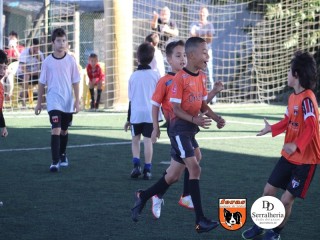 
<a style='margin-left: 5px;' class='btn btn-xs btn-social btn-facebook' href='https://www.facebook.com/sharer/sharer.php?u=https://ko-boladovale.web.getmuller.com.br/imgs/800-800-90/conteudo/fotos/1901/img3745.jpg' rel='popup' data-width='500' data-height='400'><i class='fa fa-facebook'></i>Compartilhar <span class='hidden-xs'>no Facebook</span>
</a> 
<a class='btn btn-default btn-xs' target='_blank' href='imgs/800-800-90/conteudo/fotos/1901/img3745.jpg'>
<span class='glyphicon glyphicon-cloud-download'></span> Salvar
</a> 
<span></span>