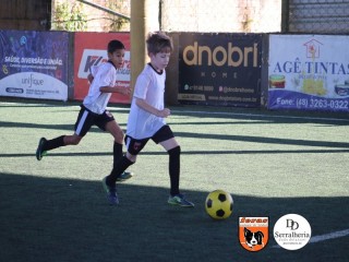 
<a style='margin-left: 5px;' class='btn btn-xs btn-social btn-facebook' href='https://www.facebook.com/sharer/sharer.php?u=https://ko-boladovale.web.getmuller.com.br/imgs/800-800-90/conteudo/fotos/1901/img3764.jpg' rel='popup' data-width='500' data-height='400'><i class='fa fa-facebook'></i>Compartilhar <span class='hidden-xs'>no Facebook</span>
</a> 
<a class='btn btn-default btn-xs' target='_blank' href='imgs/800-800-90/conteudo/fotos/1901/img3764.jpg'>
<span class='glyphicon glyphicon-cloud-download'></span> Salvar
</a> 
<span></span>