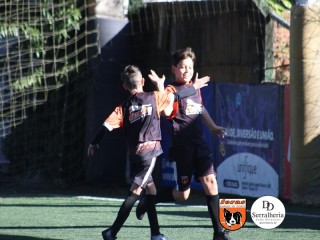 
<a style='margin-left: 5px;' class='btn btn-xs btn-social btn-facebook' href='https://www.facebook.com/sharer/sharer.php?u=https://ko-boladovale.web.getmuller.com.br/imgs/800-800-90/conteudo/fotos/1901/img3811.jpg' rel='popup' data-width='500' data-height='400'><i class='fa fa-facebook'></i>Compartilhar <span class='hidden-xs'>no Facebook</span>
</a> 
<a class='btn btn-default btn-xs' target='_blank' href='imgs/800-800-90/conteudo/fotos/1901/img3811.jpg'>
<span class='glyphicon glyphicon-cloud-download'></span> Salvar
</a> 
<span></span>