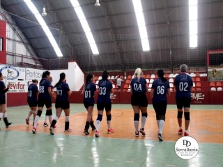 
<a style='margin-left: 5px;' class='btn btn-xs btn-social btn-facebook' href='https://www.facebook.com/sharer/sharer.php?u=https://ko-boladovale.web.getmuller.com.br/imgs/800-800-90/conteudo/fotos/1902/img5779.jpg' rel='popup' data-width='500' data-height='400'><i class='fa fa-facebook'></i>Compartilhar <span class='hidden-xs'>no Facebook</span>
</a> 
<a class='btn btn-default btn-xs' target='_blank' href='imgs/800-800-90/conteudo/fotos/1902/img5779.jpg'>
<span class='glyphicon glyphicon-cloud-download'></span> Salvar
</a> 
<span></span>