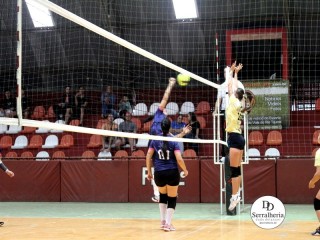 
<a style='margin-left: 5px;' class='btn btn-xs btn-social btn-facebook' href='https://www.facebook.com/sharer/sharer.php?u=https://ko-boladovale.web.getmuller.com.br/imgs/800-800-90/conteudo/fotos/1902/img5827.jpg' rel='popup' data-width='500' data-height='400'><i class='fa fa-facebook'></i>Compartilhar <span class='hidden-xs'>no Facebook</span>
</a> 
<a class='btn btn-default btn-xs' target='_blank' href='imgs/800-800-90/conteudo/fotos/1902/img5827.jpg'>
<span class='glyphicon glyphicon-cloud-download'></span> Salvar
</a> 
<span></span>