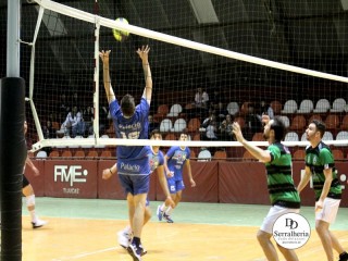 
<a style='margin-left: 5px;' class='btn btn-xs btn-social btn-facebook' href='https://www.facebook.com/sharer/sharer.php?u=https://ko-boladovale.web.getmuller.com.br/imgs/800-800-90/conteudo/fotos/1903/img5944.jpg' rel='popup' data-width='500' data-height='400'><i class='fa fa-facebook'></i>Compartilhar <span class='hidden-xs'>no Facebook</span>
</a> 
<a class='btn btn-default btn-xs' target='_blank' href='imgs/800-800-90/conteudo/fotos/1903/img5944.jpg'>
<span class='glyphicon glyphicon-cloud-download'></span> Salvar
</a> 
<span></span>