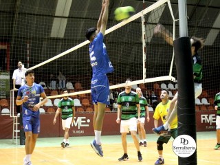 
<a style='margin-left: 5px;' class='btn btn-xs btn-social btn-facebook' href='https://www.facebook.com/sharer/sharer.php?u=https://ko-boladovale.web.getmuller.com.br/imgs/800-800-90/conteudo/fotos/1903/img5976.jpg' rel='popup' data-width='500' data-height='400'><i class='fa fa-facebook'></i>Compartilhar <span class='hidden-xs'>no Facebook</span>
</a> 
<a class='btn btn-default btn-xs' target='_blank' href='imgs/800-800-90/conteudo/fotos/1903/img5976.jpg'>
<span class='glyphicon glyphicon-cloud-download'></span> Salvar
</a> 
<span></span>