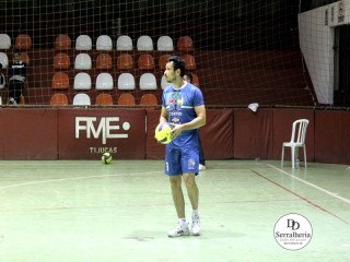 
<a style='margin-left: 5px;' class='btn btn-xs btn-social btn-facebook' href='https://www.facebook.com/sharer/sharer.php?u=https://ko-boladovale.web.getmuller.com.br/imgs/800-800-90/conteudo/fotos/1903/img6015.jpg' rel='popup' data-width='500' data-height='400'><i class='fa fa-facebook'></i>Compartilhar <span class='hidden-xs'>no Facebook</span>
</a> 
<a class='btn btn-default btn-xs' target='_blank' href='imgs/800-800-90/conteudo/fotos/1903/img6015.jpg'>
<span class='glyphicon glyphicon-cloud-download'></span> Salvar
</a> 
<span></span>